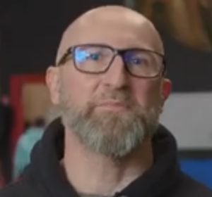 Manu, 48 ans pratique 5 à 6 fois par semaine chez CrossFit LXII